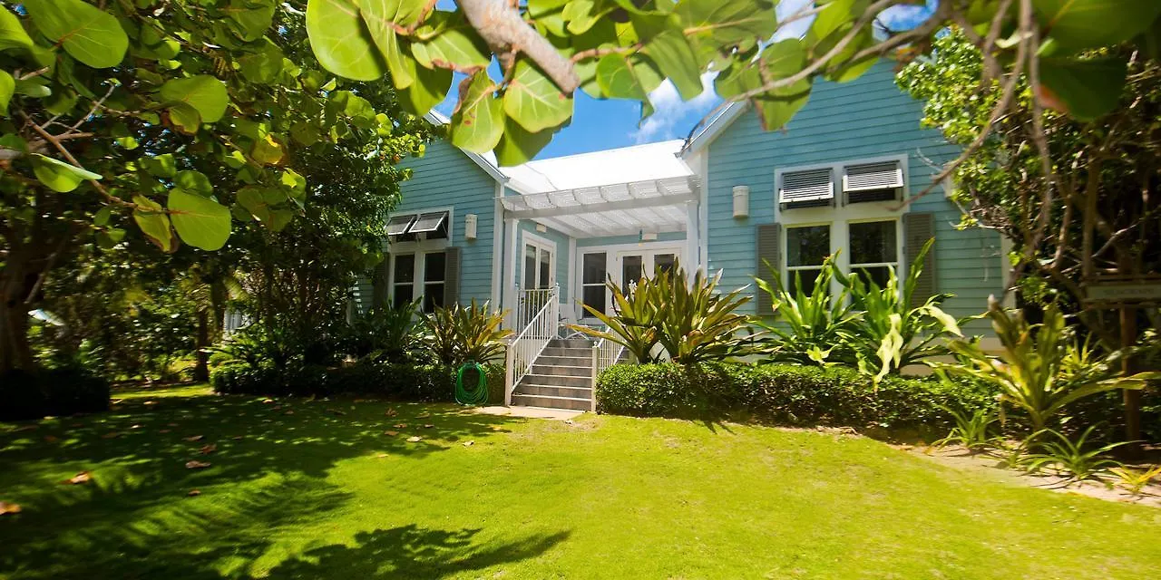 West Bay Sea Orchard Retreat酒店 度假村
